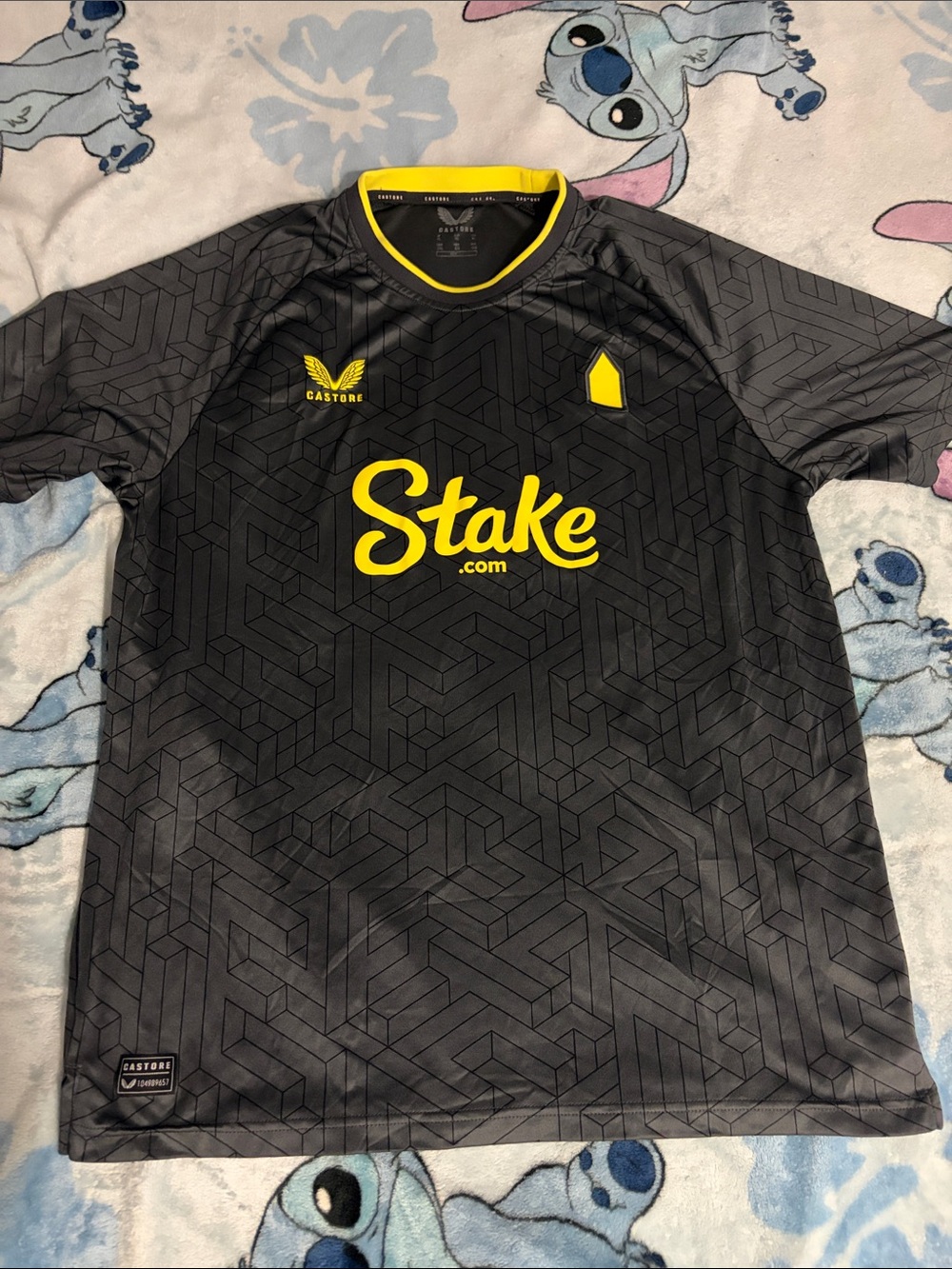 Castore Men’s Black & Yellow Stake Logo Jersey